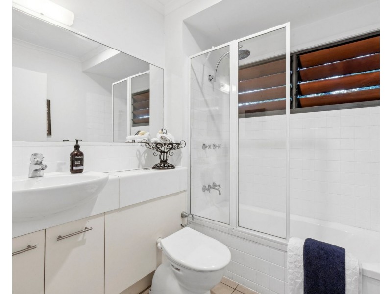 1/59 Doonella Street, Tewantin QLD 4565