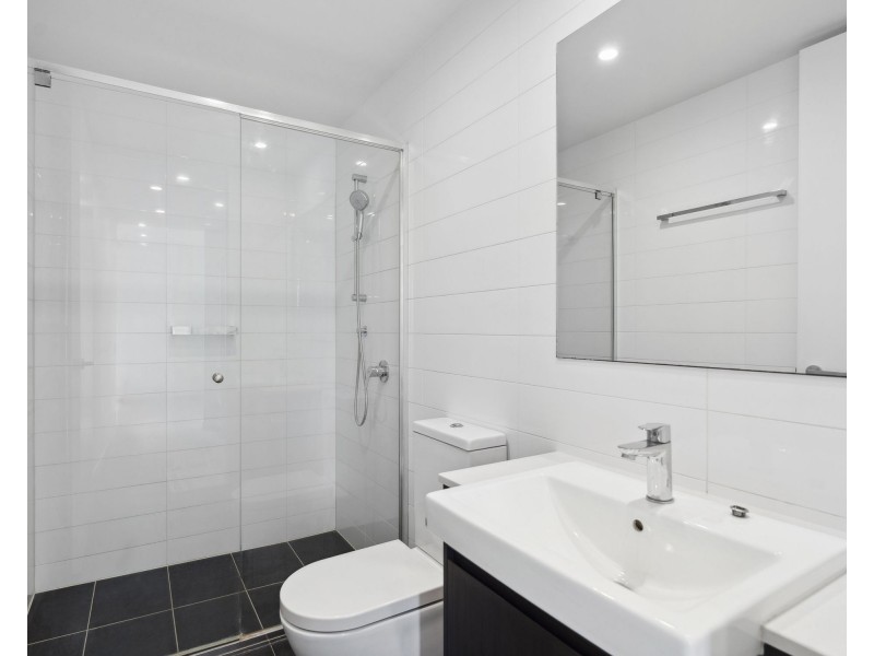 604/133 Clarence Road, Indooroopilly QLD 4068