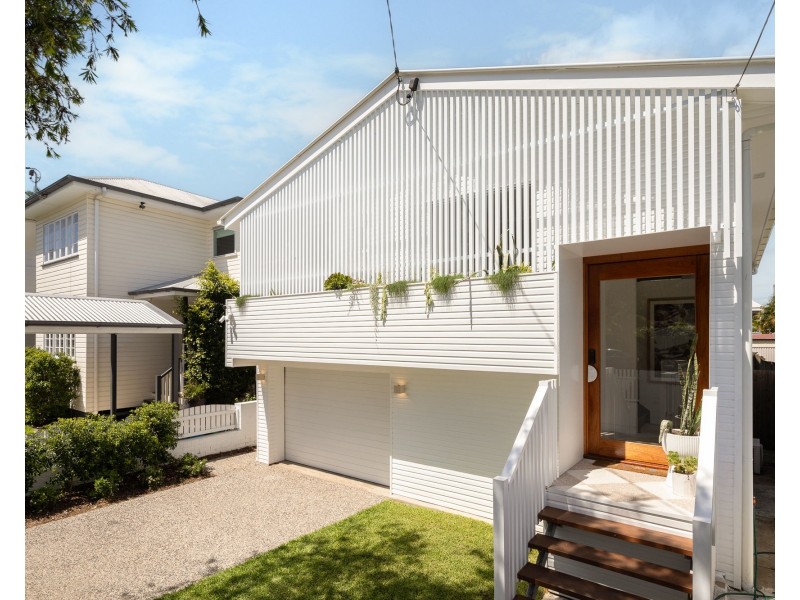 50 Griffith Street, Sandgate QLD 4017