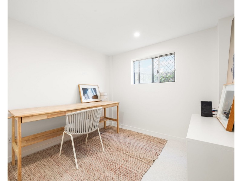 50 Griffith Street, Sandgate QLD 4017