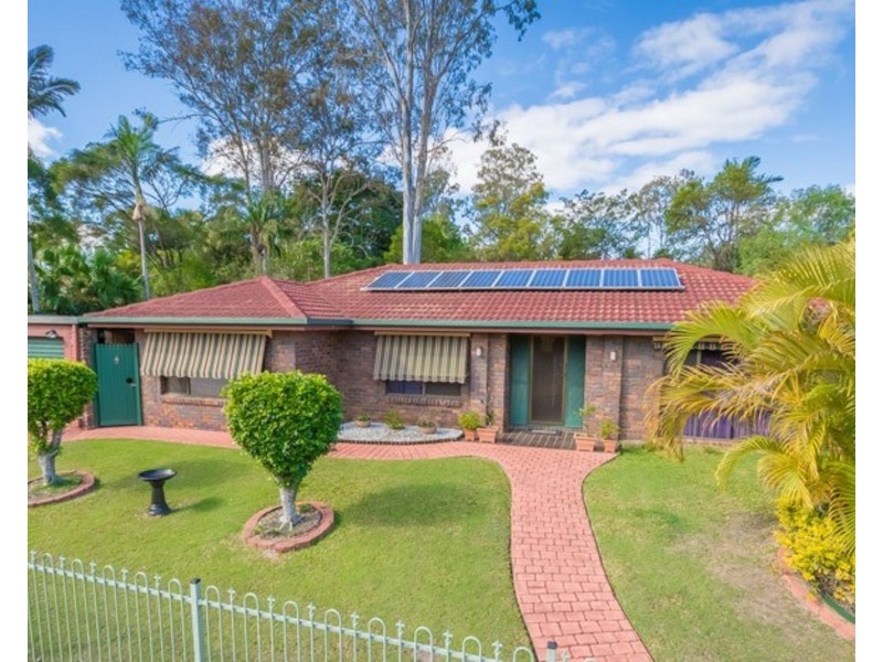 24 Macquarie Drive, Petrie QLD 4502