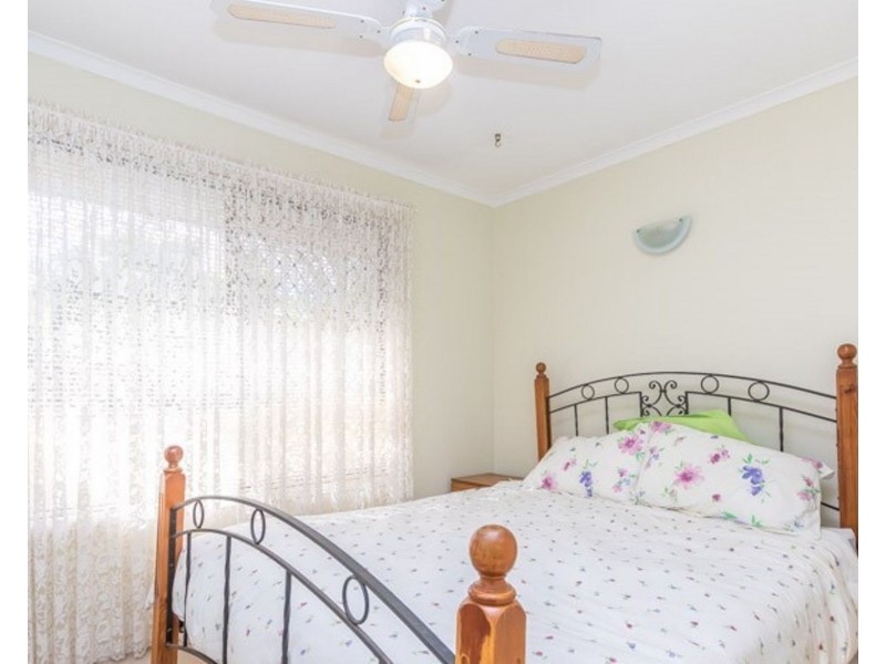 24 Macquarie Drive, Petrie QLD 4502