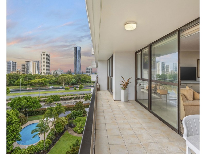 26/20 Commodore Drive, Paradise Waters QLD 4217
