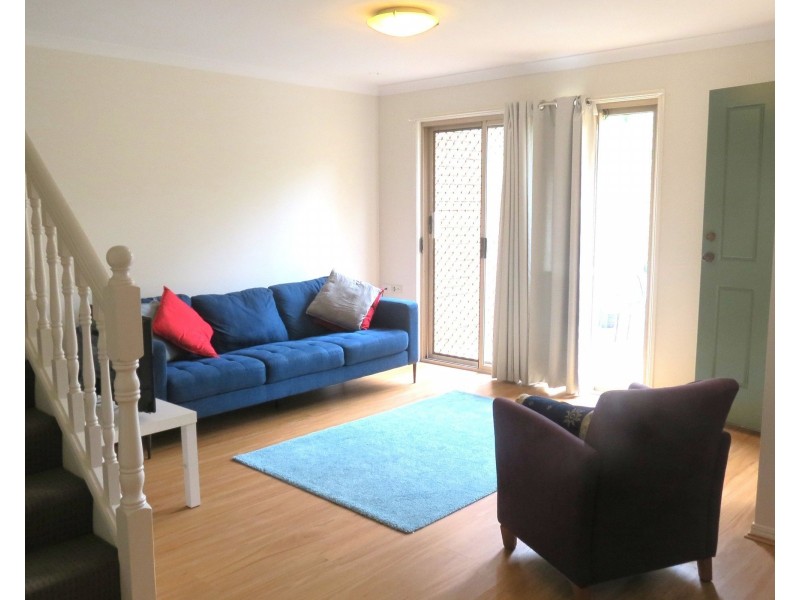 8A Wells Place, Hemmant QLD 4174