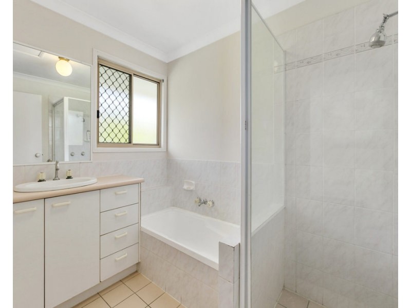 8A Wells Place, Hemmant QLD 4174