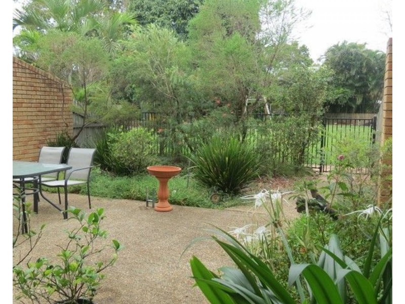 8A Wells Place, Hemmant QLD 4174