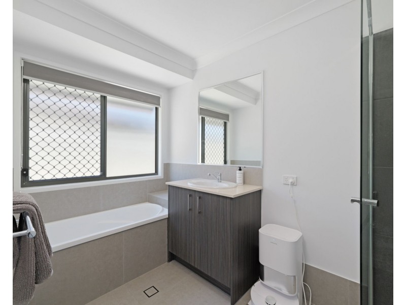 10 Burdekin Place, Pelican Waters QLD 4551