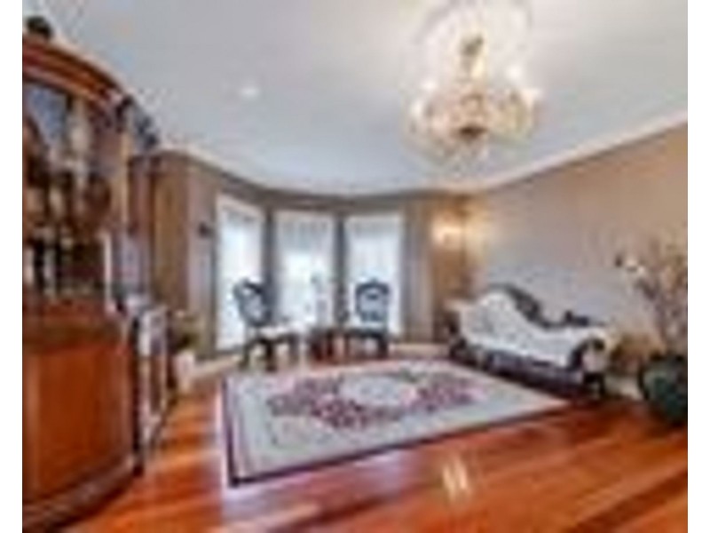 2 Wise Way, Roxburgh Park VIC 3064