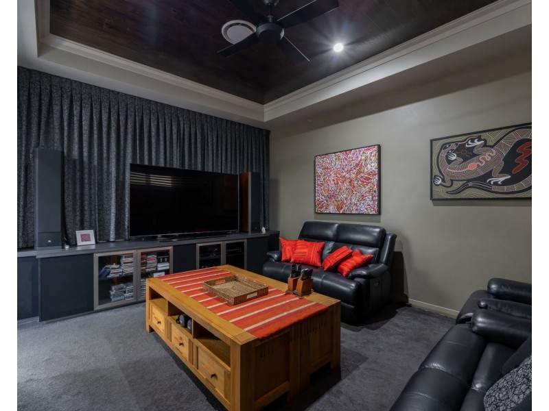 5 Bond Street, Pelican Waters QLD 4551