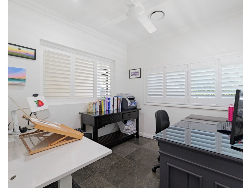5 Bond Street, Pelican Waters QLD 4551