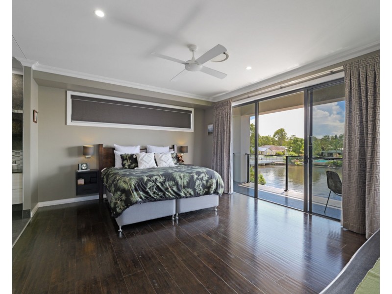 5 Bond Street, Pelican Waters QLD 4551