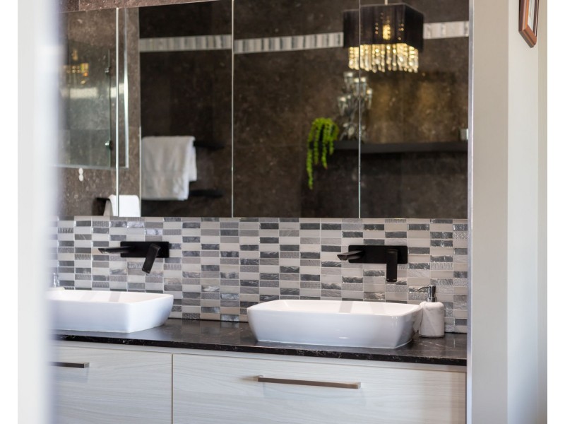 5 Bond Street, Pelican Waters QLD 4551