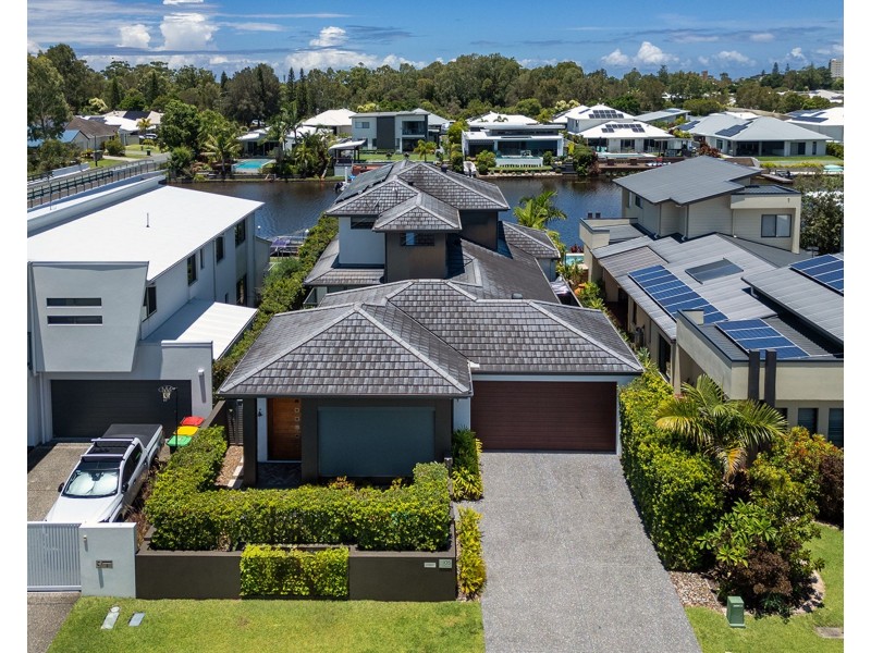 5 Bond Street, Pelican Waters QLD 4551