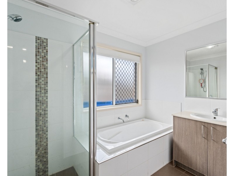 16 Lucinda Road, Logan Village QLD 4207