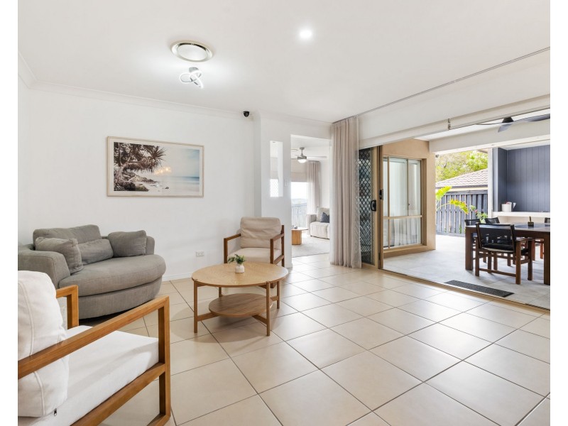 23 Bowley Street, Pacific Pines QLD 4211
