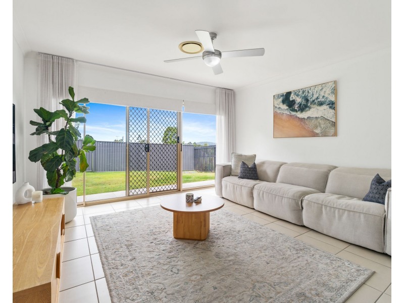 23 Bowley Street, Pacific Pines QLD 4211