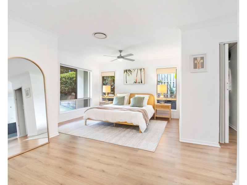 23 Bowley Street, Pacific Pines QLD 4211