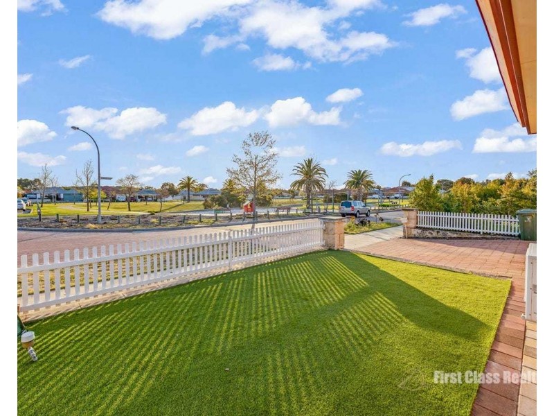 24 Birkett Circle, Ellenbrook WA 6069