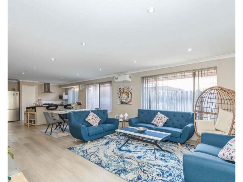 24 Birkett Circle, Ellenbrook WA 6069