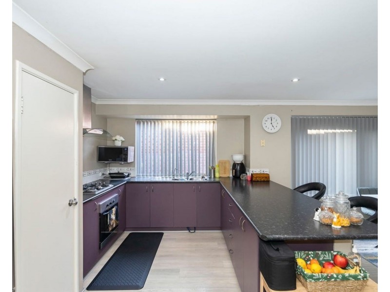 24 Birkett Circle, Ellenbrook WA 6069