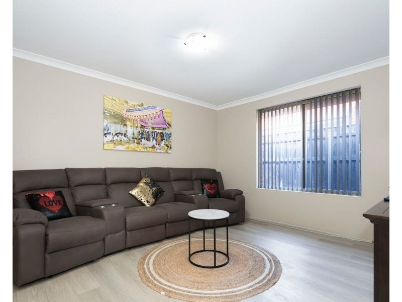 24 Birkett Circle, Ellenbrook WA 6069