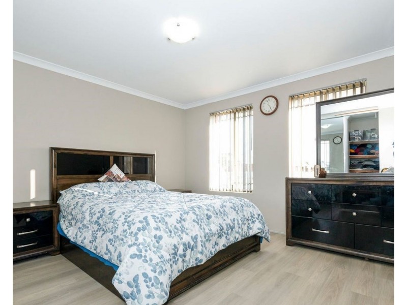 24 Birkett Circle, Ellenbrook WA 6069