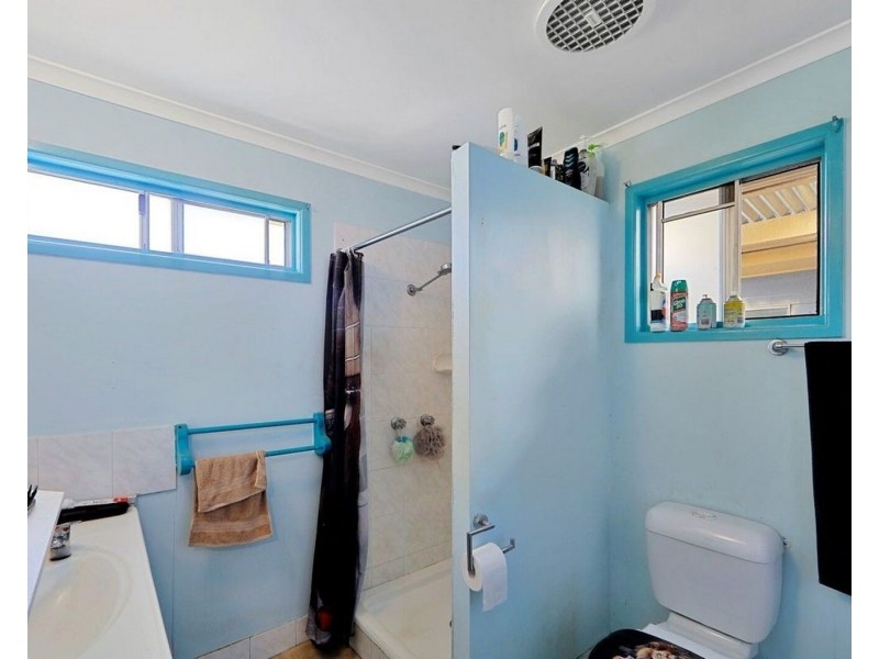 6 Kingsford street, Kalkie QLD 4670