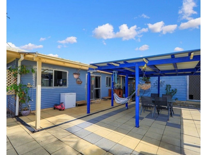 6 Kingsford street, Kalkie QLD 4670