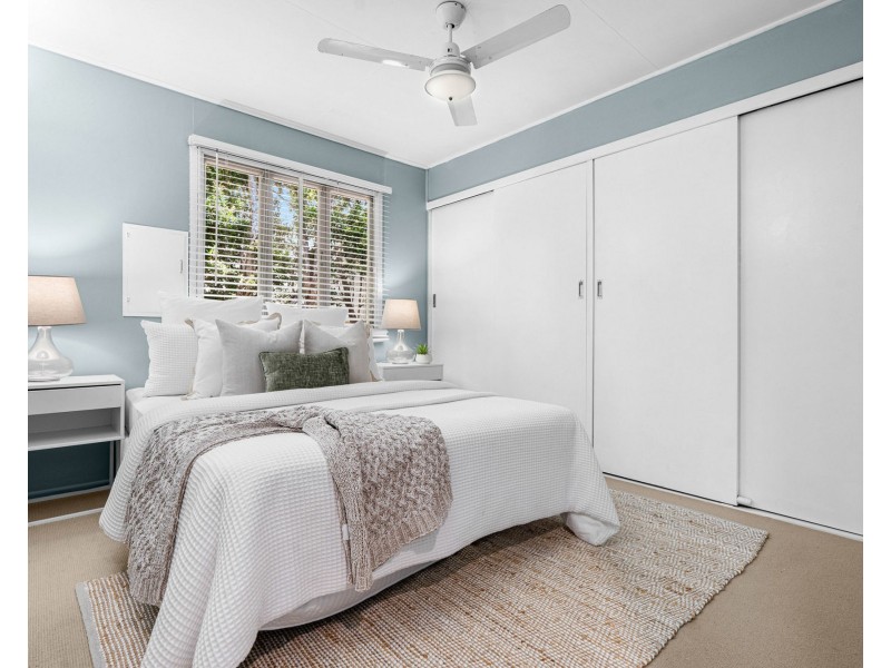 28 Bulgin Avenue, Wynnum West QLD 4178