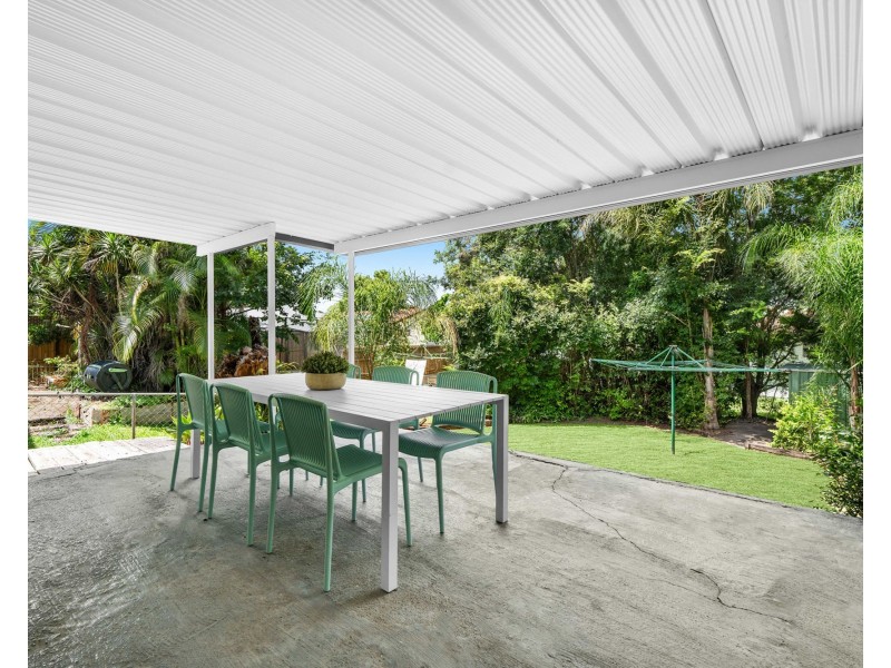 28 Bulgin Avenue, Wynnum West QLD 4178
