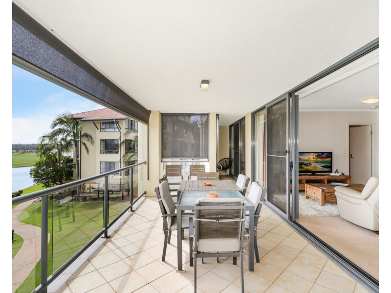 49/1 Millennium Circuit, Pelican Waters QLD 4551