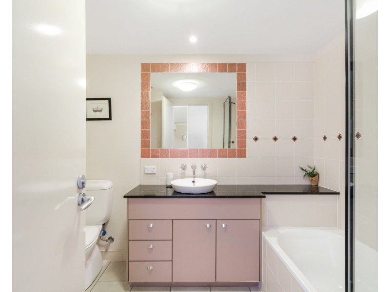 49/1 Millennium Circuit, Pelican Waters QLD 4551