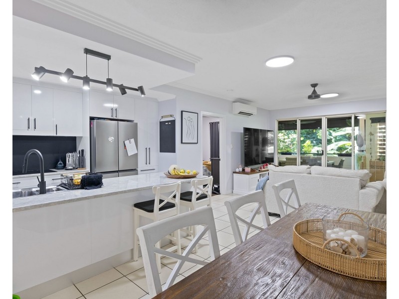 40/1804 Captain Cook Hwy, Clifton Beach QLD 4879