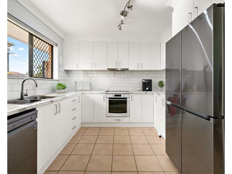 11 Gertrude Street, Strathpine QLD 4500