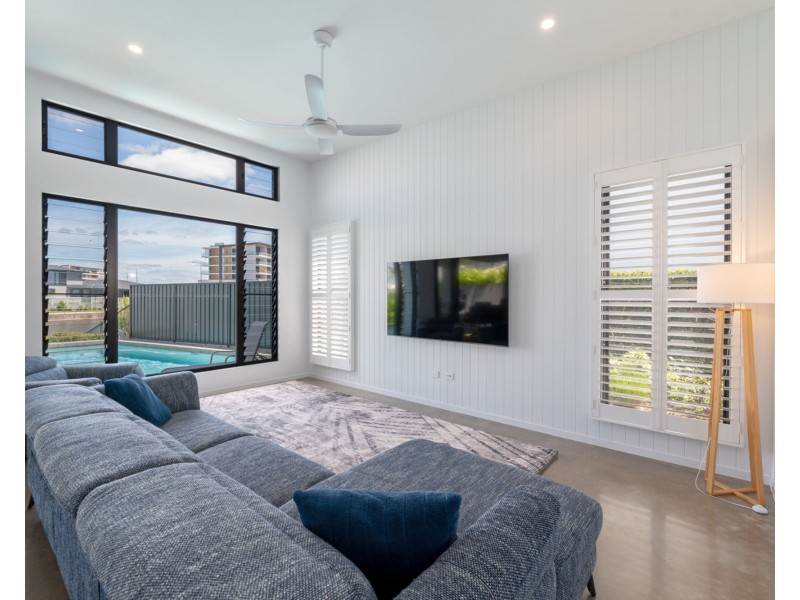 115 Bells Esplanade, Pelican Waters QLD 4551