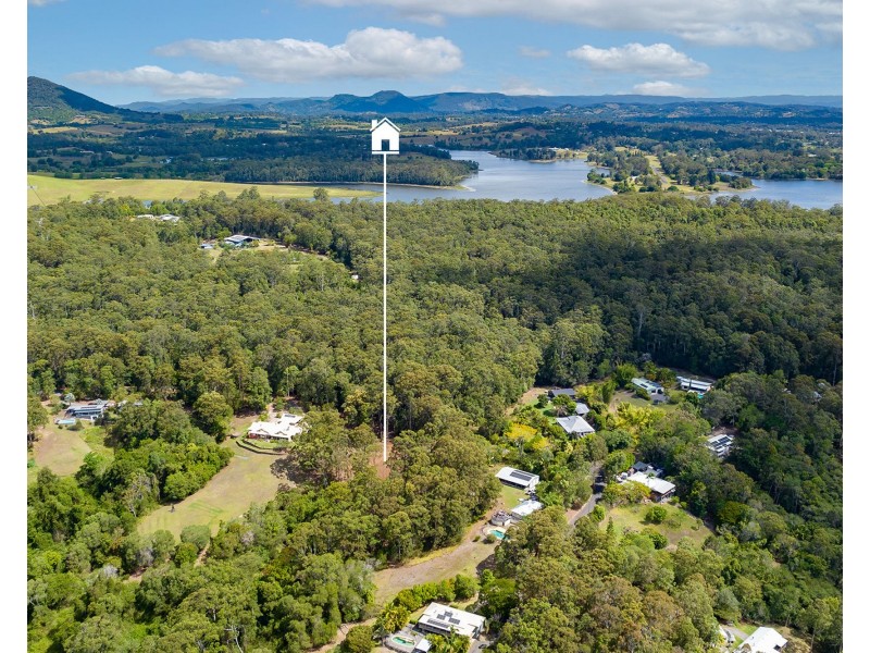 44 Clearview Drive, Lake Macdonald QLD 4563