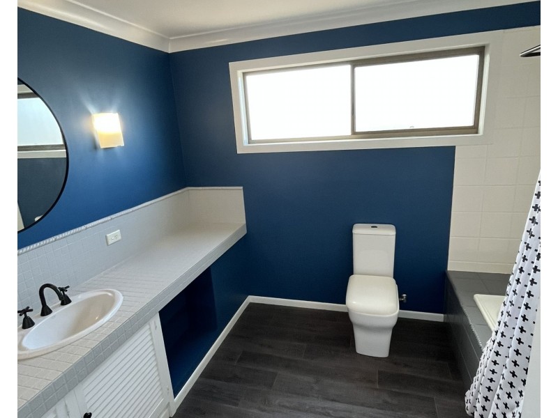 33 Wilson Street, Kepnock QLD 4670