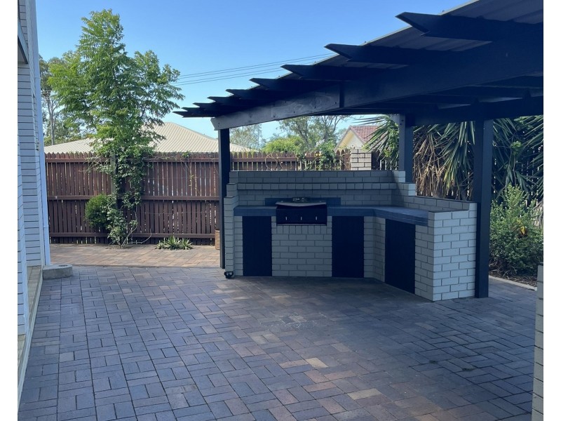 33 Wilson Street, Kepnock QLD 4670