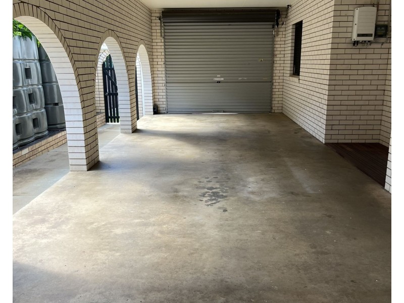 33 Wilson Street, Kepnock QLD 4670