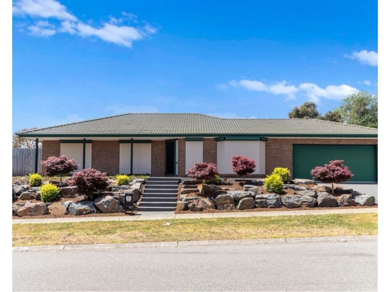 2 Spencer Drive, Carrum Downs VIC 3201