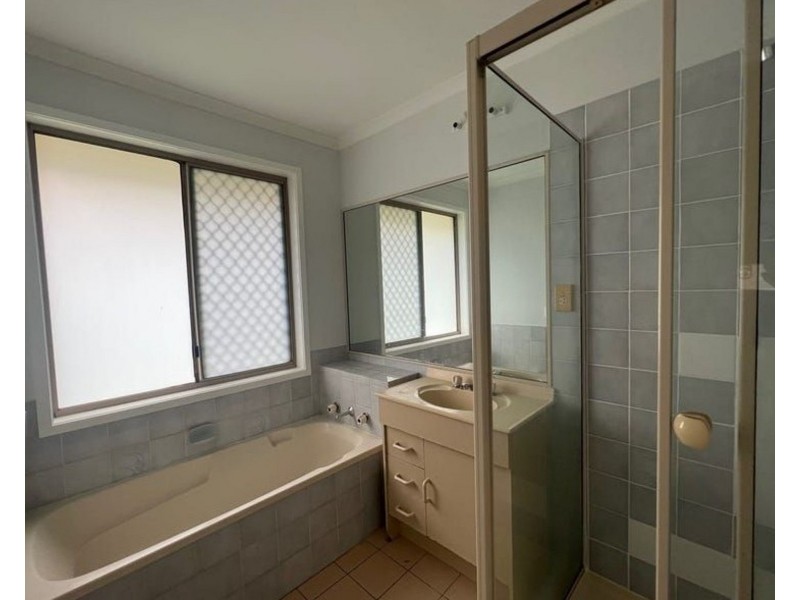 16 Winter Road, Kallangur QLD 4503