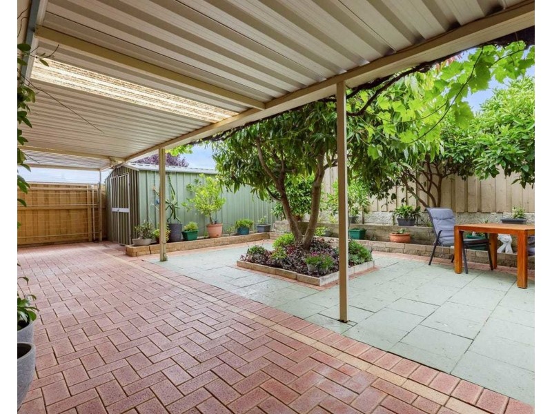 22 Riverina Drive, Ellenbrook WA 6069