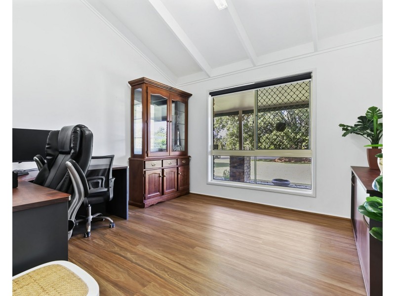 42 Relesah Drive, Ningi QLD 4511