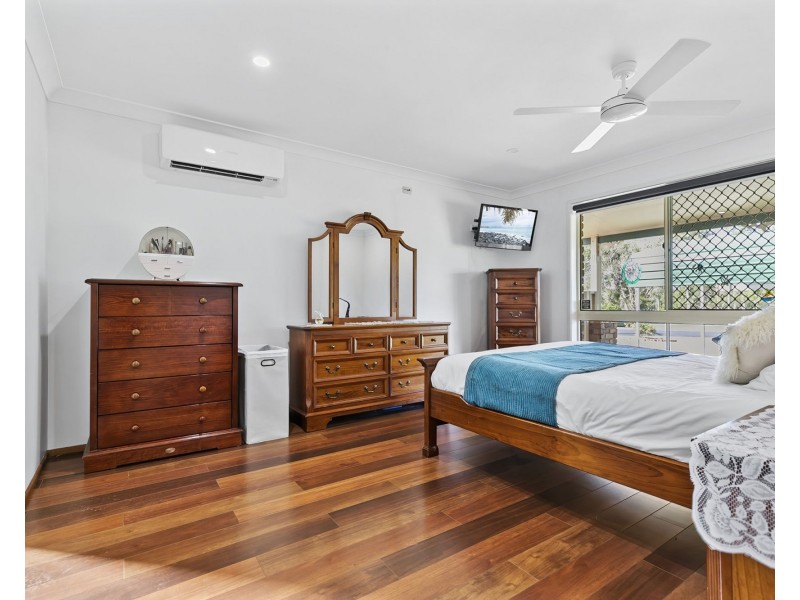 42 Relesah Drive, Ningi QLD 4511