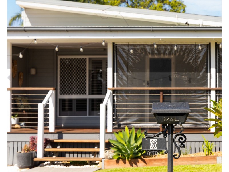 6 Romney street, Brighton QLD 4017