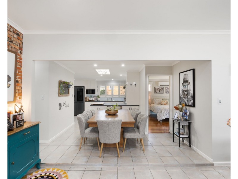 6 Romney street, Brighton QLD 4017