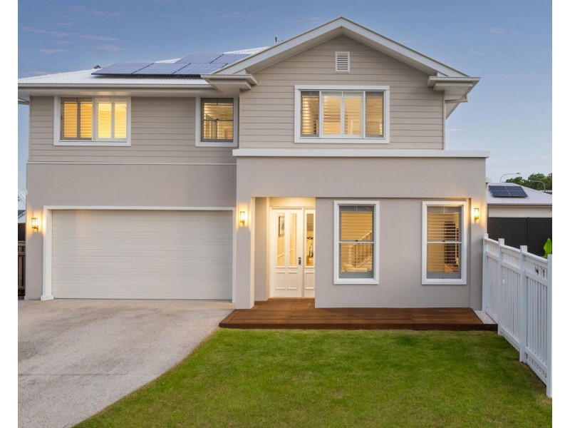 2 Maui Street, Peregian Beach QLD 4573