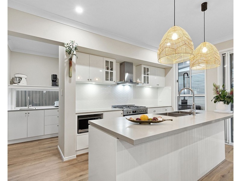 2 Maui Street, Peregian Beach QLD 4573