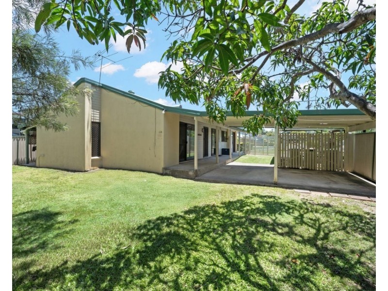 8 Avalon Court, Strathpine QLD 4500