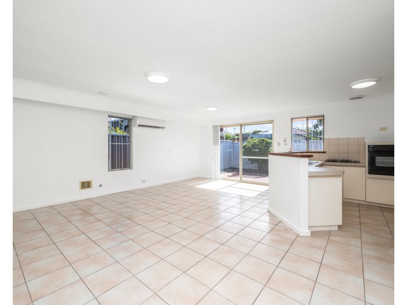 4/264 Hampton Road, Fremantle WA 6160